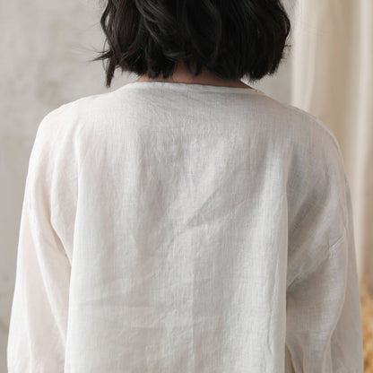 White Linen Blouse – Vintage Loose Fit Tunic Top with Pintuck Pleats 2733