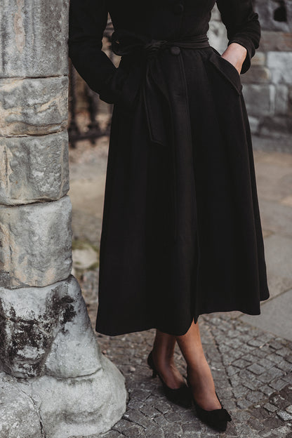 Handmade Black Wool Coat – Long Single-Breasted High-Collar Winter Overcoat for Women | Xiaolizi 3913