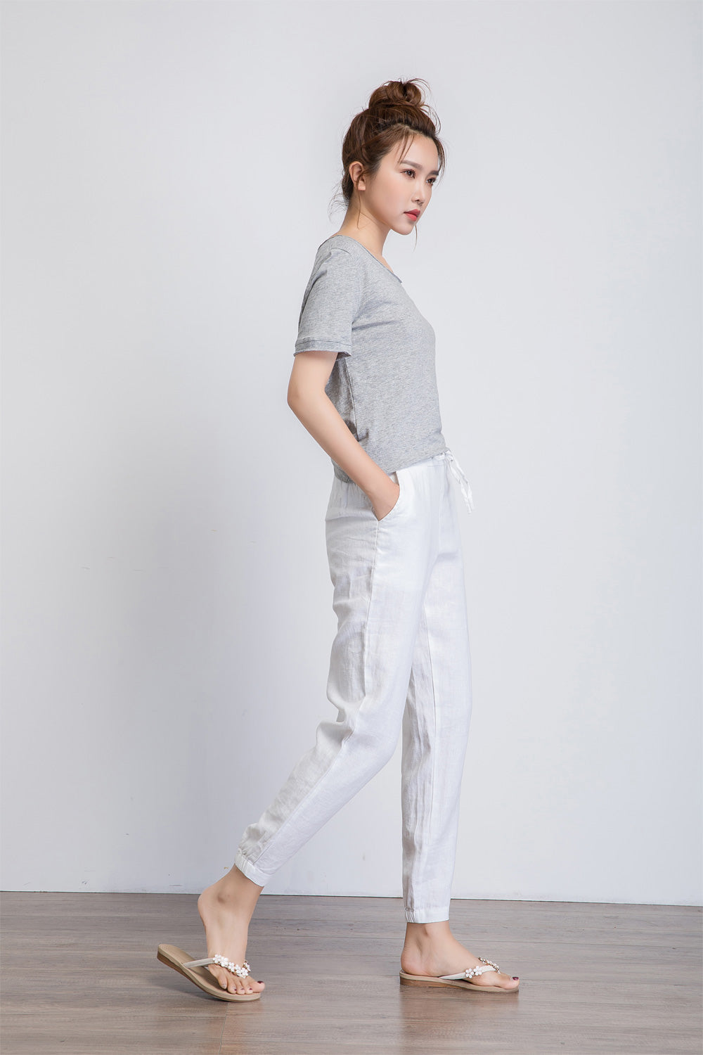 Mid Blue | Linen Tapered Leg Trouser | WoolOvers US