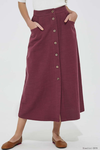 buttoned skirt
