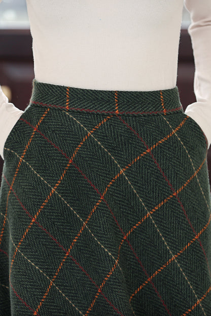 Retro Green Plaid Wool Skirt – Vintage Midi Winter Skirt with Pockets 4023