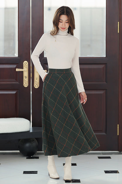 Retro Green Plaid Wool Skirt – Vintage Midi Winter Skirt with Pockets 4023