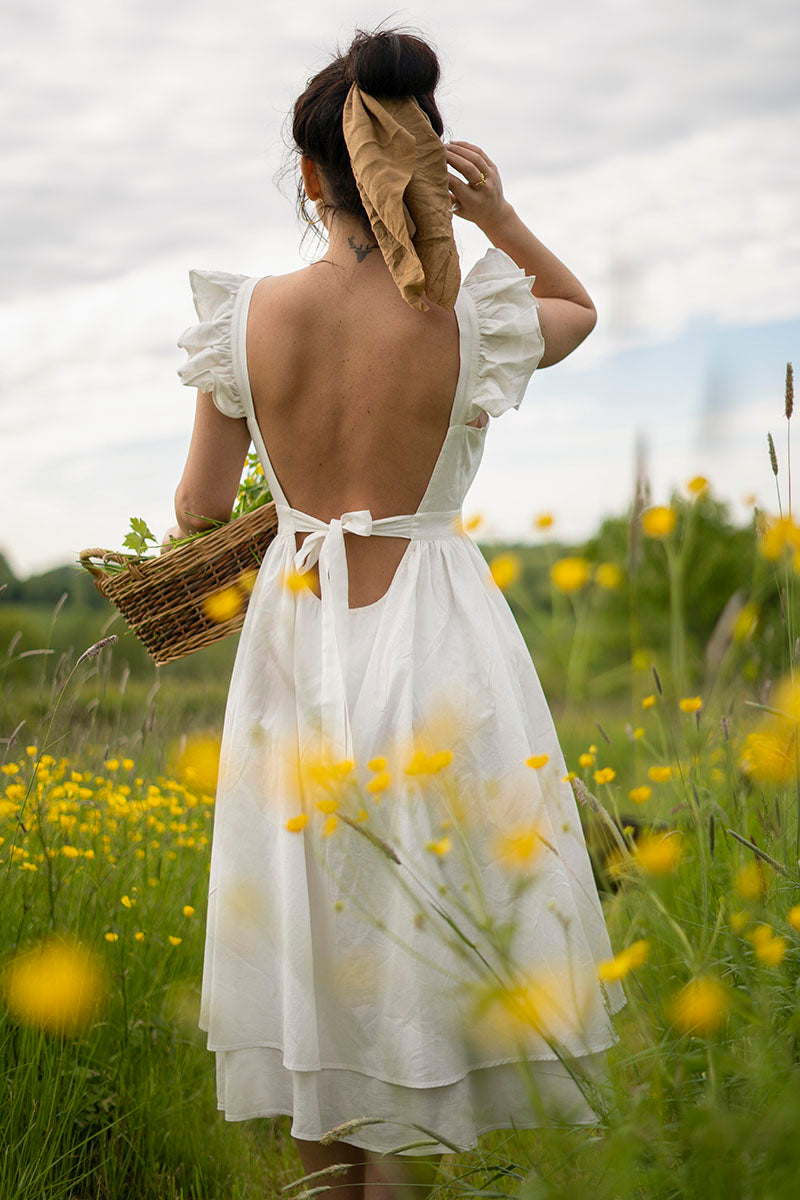 White Linen Cotton Maxi Dress - Backless & Belted | Xiaolizi White Linen Cotton Maxi Dress - Backless & Belted | Xiaolizi