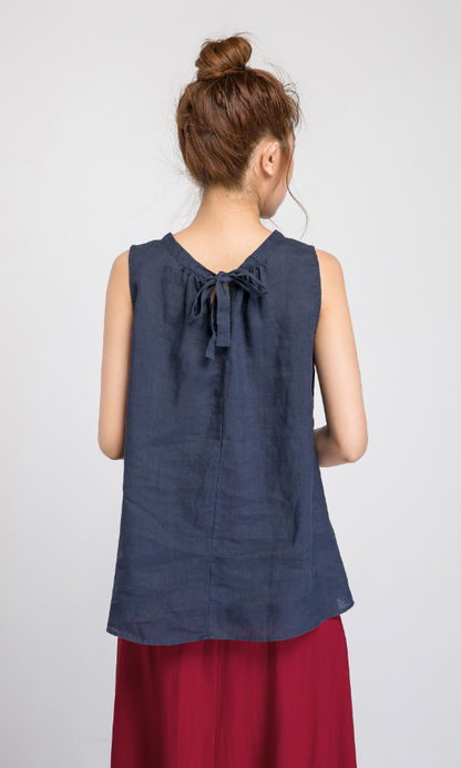sleeveless top