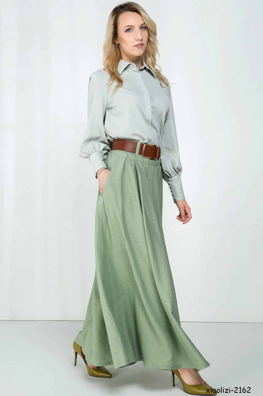 Ladies green 2024 maxi skirt