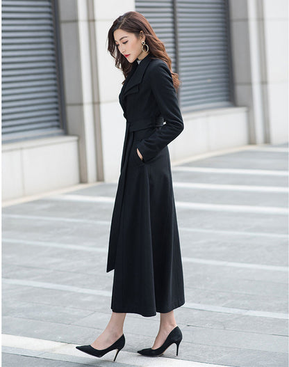 Black Wool Coat - Fit and Flare Silhouette with Double Collar 2961