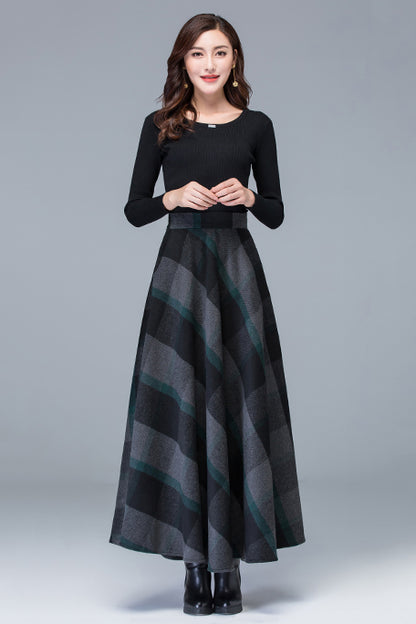 Black & White Wool Plaid Maxi Skirt - High Waist, Full Flowy Silhouette 3783