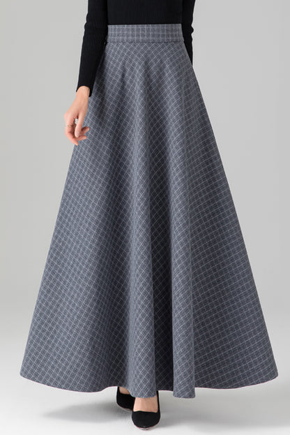 Grey Wool Maxi Skirt - Plaid Patterned, Elastic Waist 3937