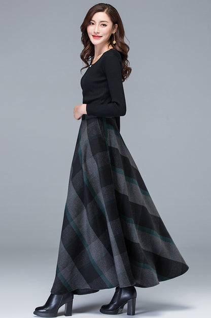 Black & White Wool Plaid Maxi Skirt - High Waist, Full Flowy Silhouette 3783