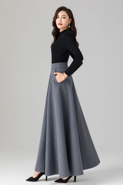 Grey Wool Maxi Skirt - Plaid Patterned, Elastic Waist 3937
