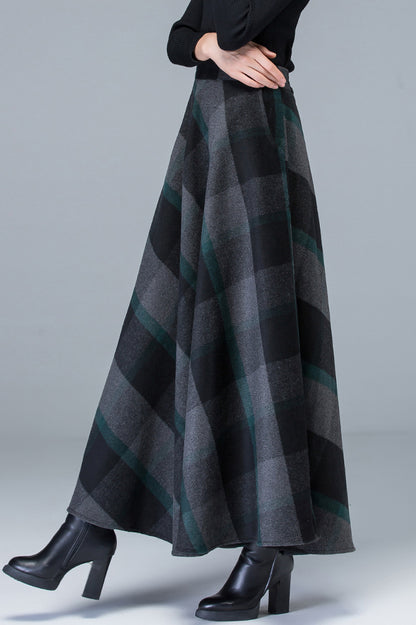 Black & White Wool Plaid Maxi Skirt - High Waist, Full Flowy Silhouette 3783