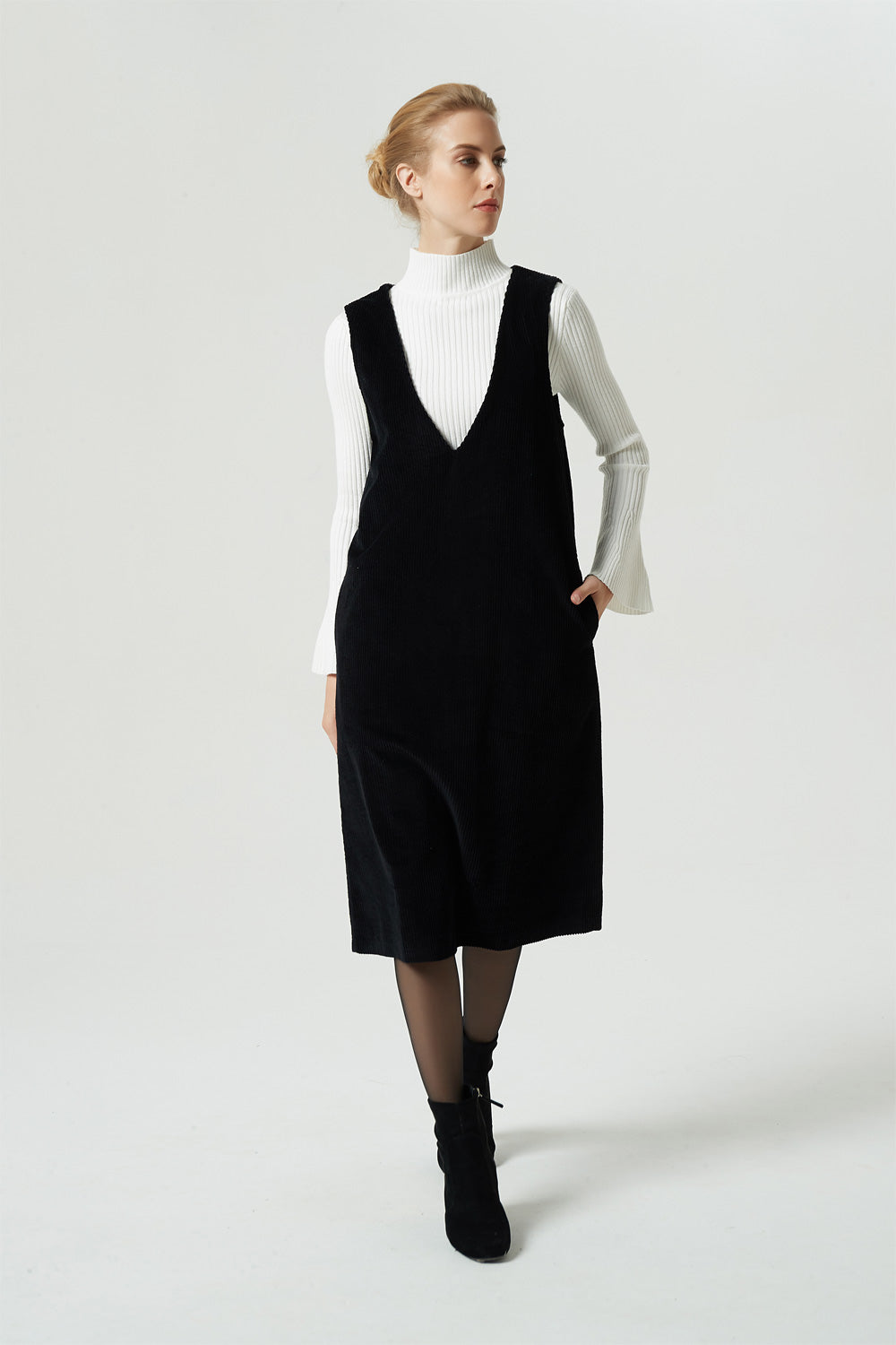 womens black corduroy sleeveless dress 1966 – XiaoLizi