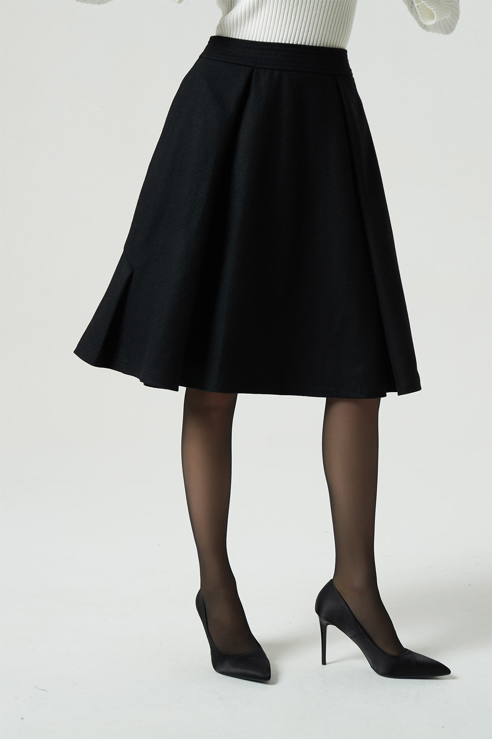 knee length black wool skirt pleated circle skirt 1992