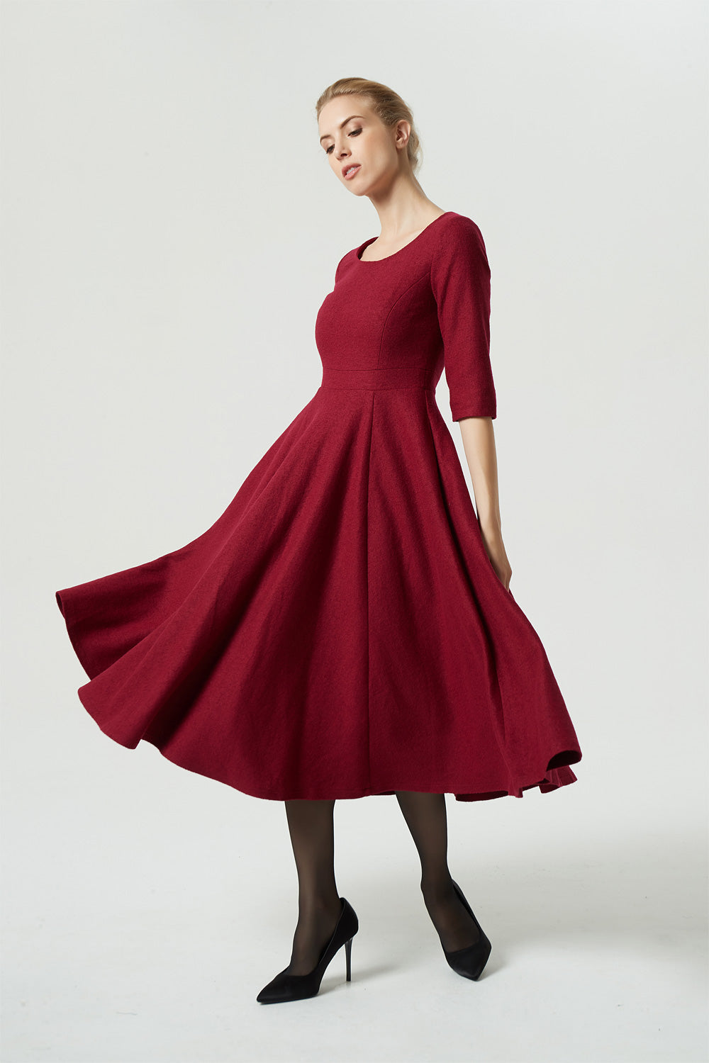 winter elegants dress Modest Chic: A Guide to Stylish Winter Outfits